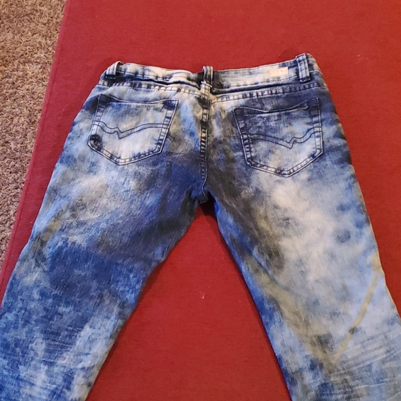 Jeans - Picture 2 of 2